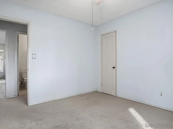 5th image of 3711 Racine Rd