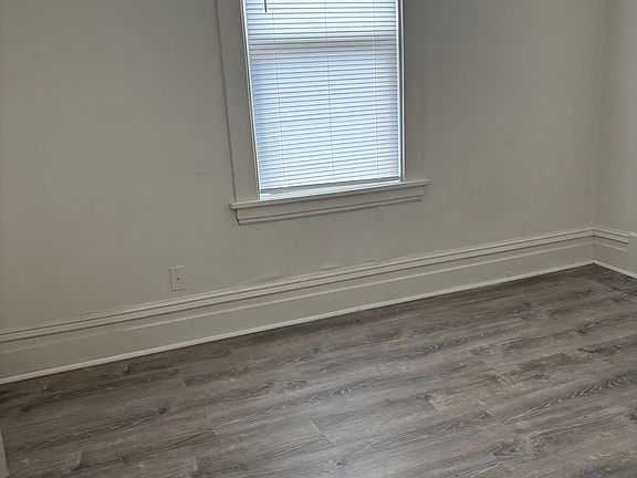 3rd image of 3052 Minnehaha Ave APT 1