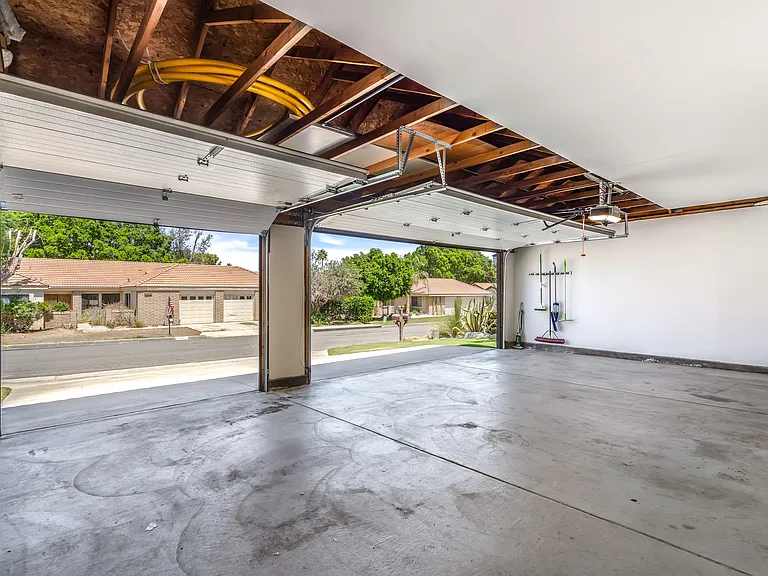72955 Amber St — Photo 29