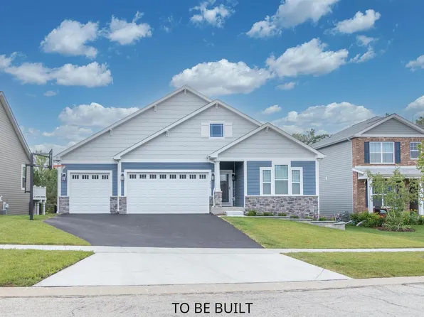 7 S 5th St, Eldridge, IA 52748