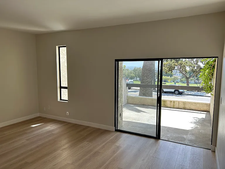 1375 Poli St #5 — Photo 7