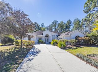 27 Foxglove Ct, Homosassa, FL 34446