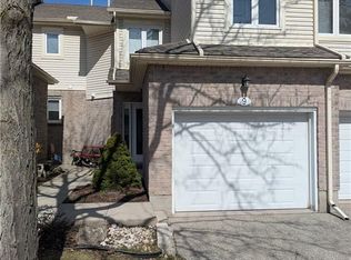 365 Bennington Gate #9, Waterloo, ON N2T 2L1
