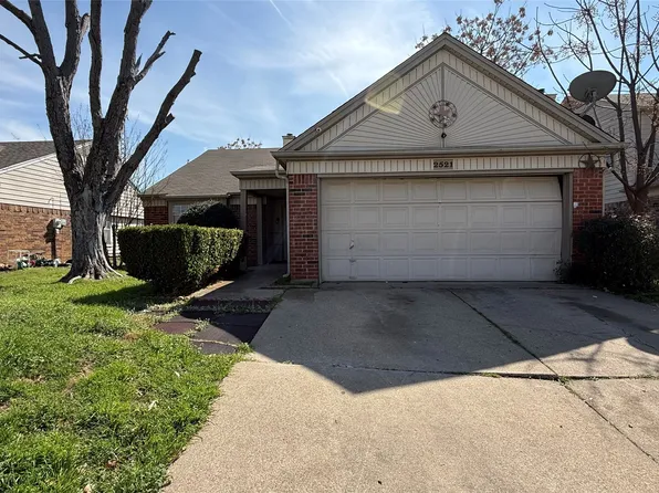 2521 Coldstream Dr, Fort Worth, TX 76123