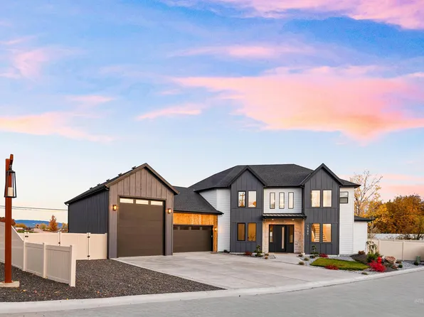 1590 N Watershed Ln, Star, ID 83669