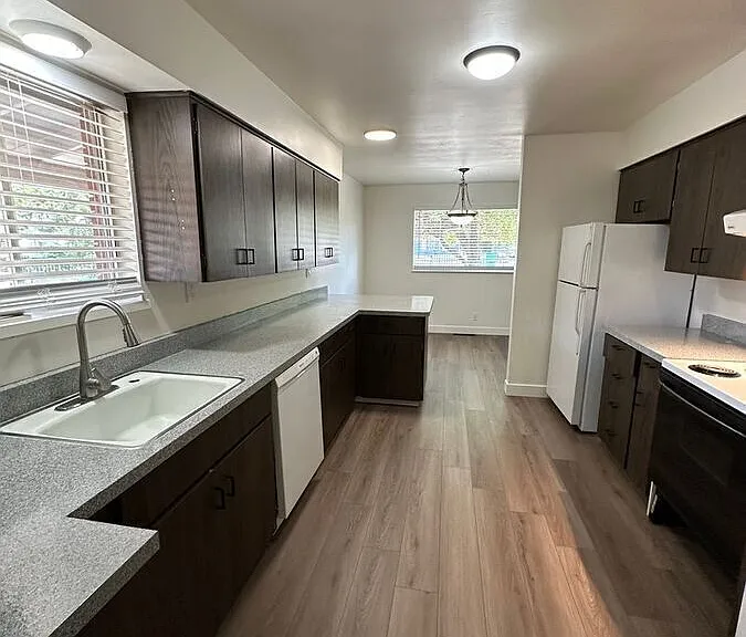 515 Kohlepp Ave — Photo 3