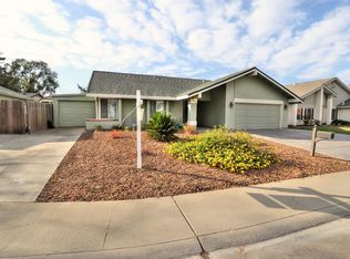 9936 Meadow Oak Cir, Elk Grove, CA 95624