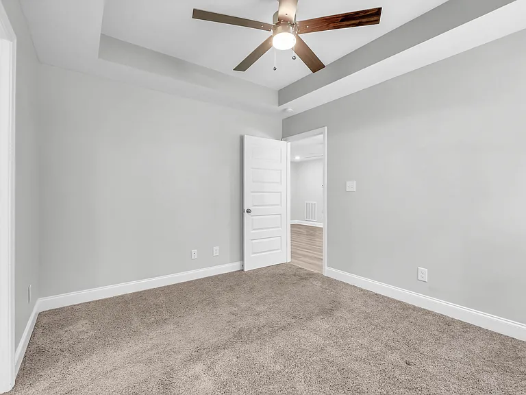 438 Mattingly Dr — Photo 20