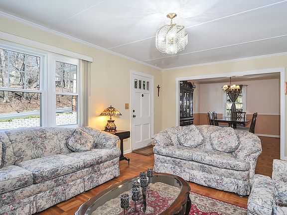 3rd image of 110 McKeel Ave