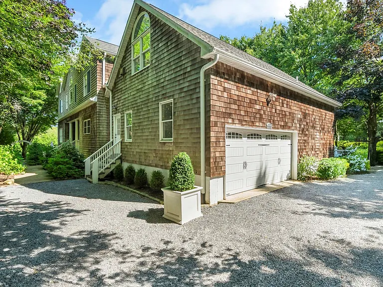 1110 N Sea Rd — Photo 55