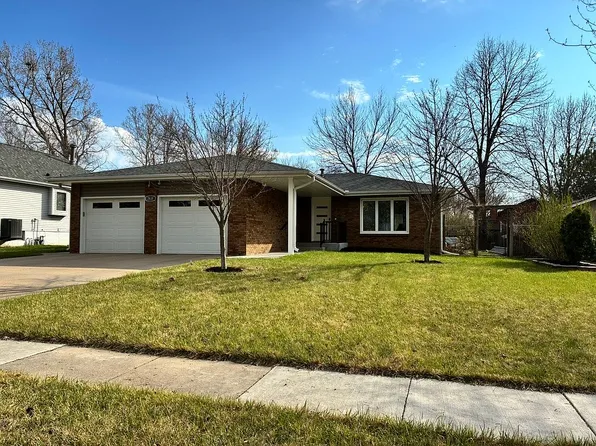 2831 Tennyson St, Lincoln, NE 68516
