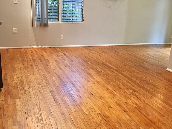 4th image of 1333 N Fuller Ave APT 4