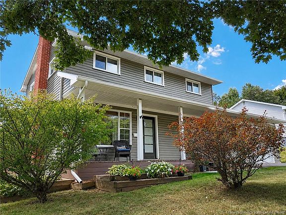 5th image of 50 Canterbury Dr