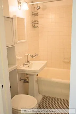 Rented by Steven Corcoran Real Estate | media 19