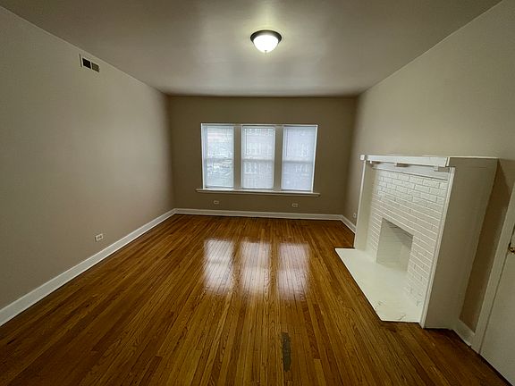 2nd image of 5325 W Washington Blvd #3