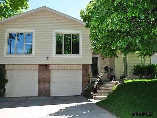 1st image of 1229 N 146th Plz