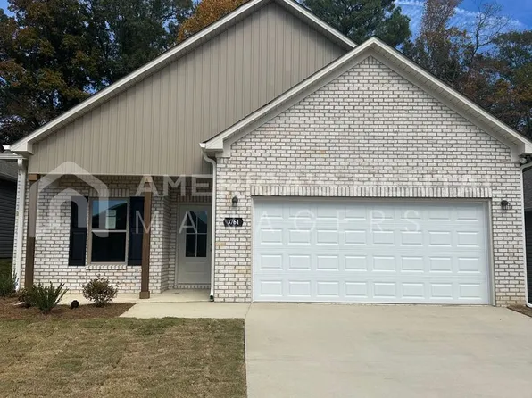3761 Seaside Sparrow Cir, Bessemer, AL 35022