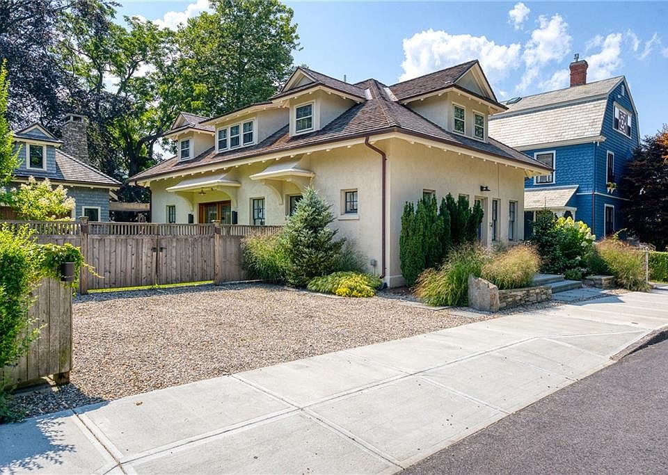1st image of 33 Everett St