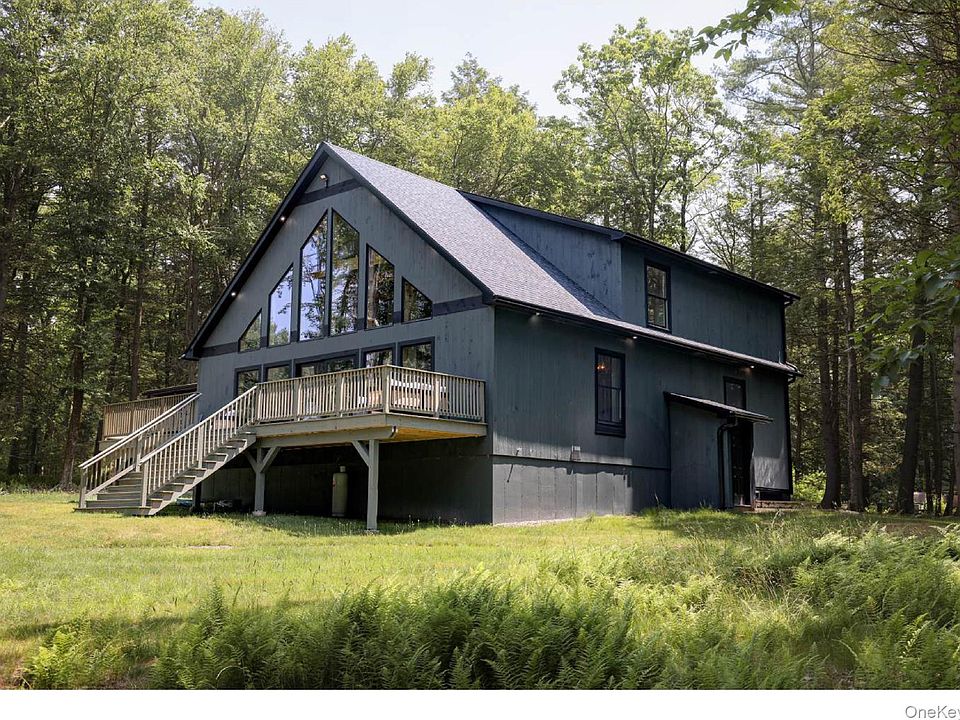 1st image of 301 Reyer Road