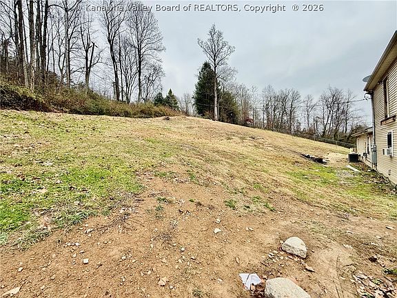 4th image of 5017 Elk River Rd S #A