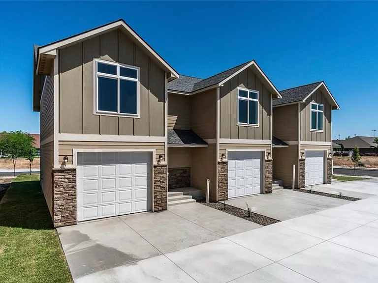 931 W Ted Yao Way #B — Photo 2