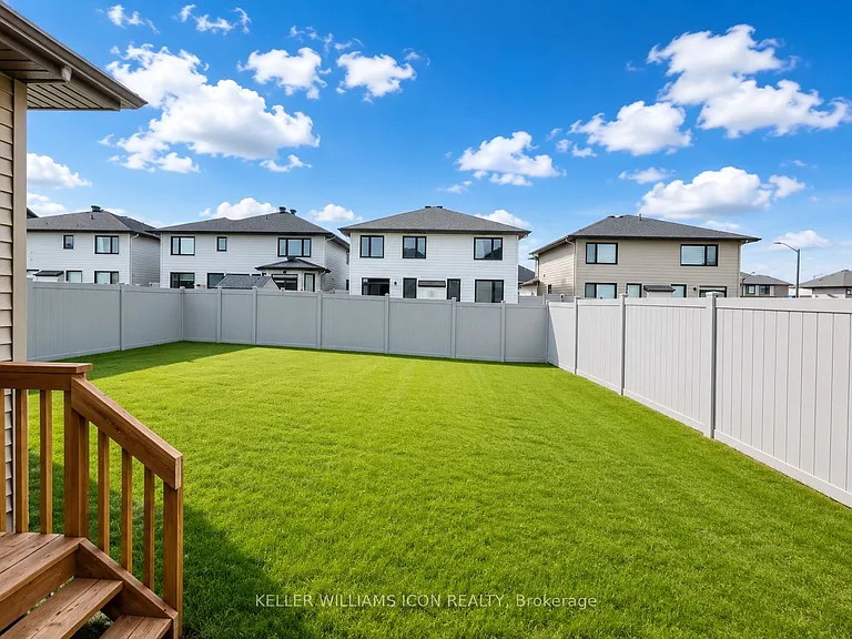 916 Ralph Hennessy Ave — Photo 25