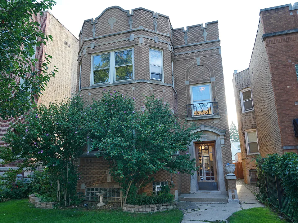 6604 N Campbell Ave #2