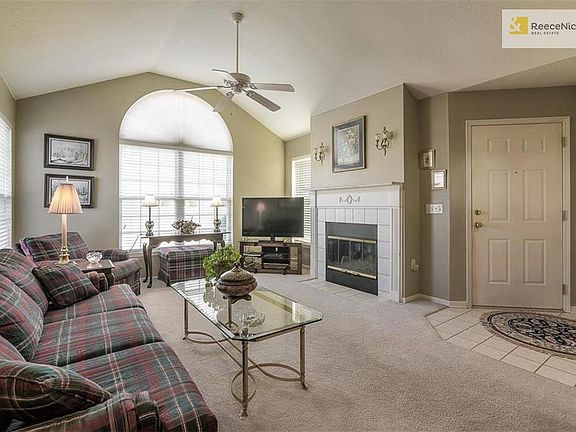 5th image of 13943 Kenneth Ct
