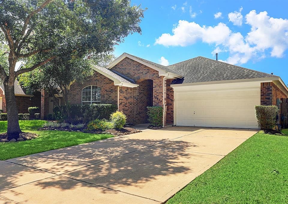 1st image of 10854 Redstone Ct