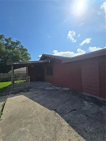 313 Barton Ave — Photo 3