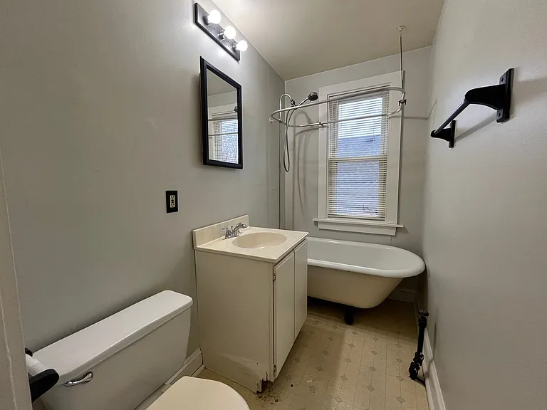 535 Asbury — Photo 34
