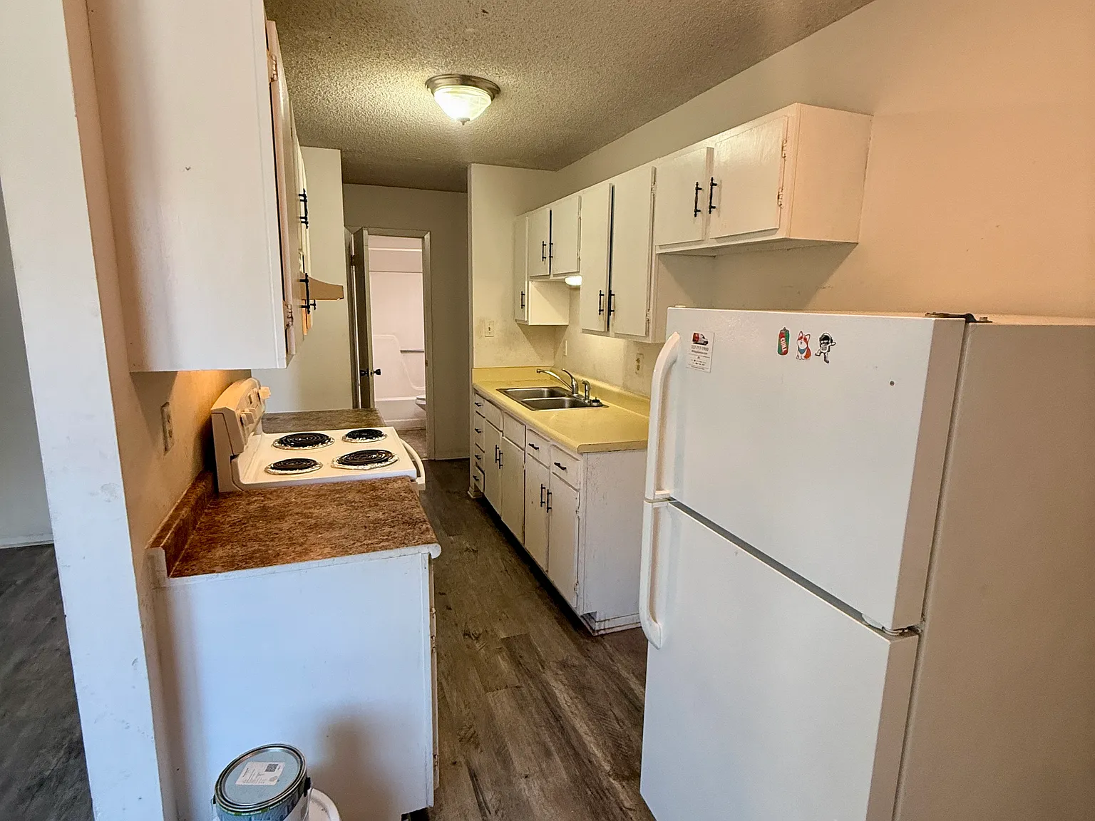 2 bed, 800 sqft, $950 — Photo 2