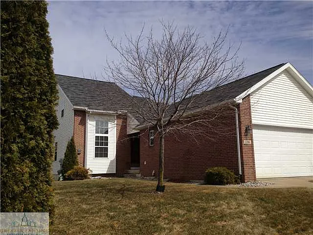 1206 Calumet Cir photo 1