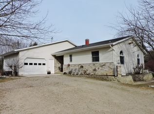 N3096 Alfreds Rd, Weyauwega, WI 54983
