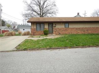 403 S 13th St, Belleville, IL