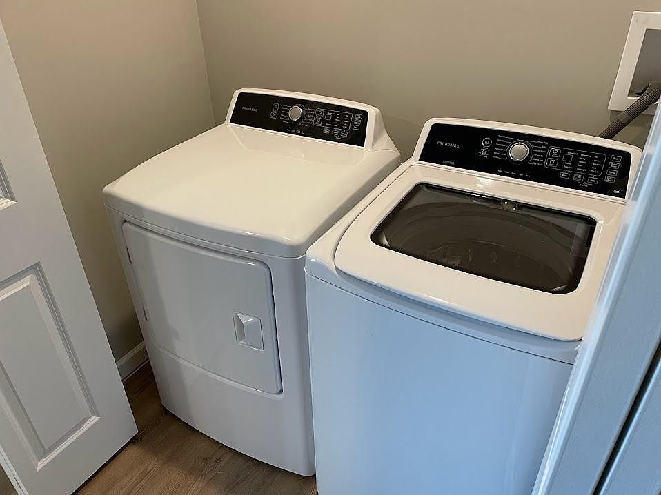 2nd image of 18683 Oakmont Dr #206