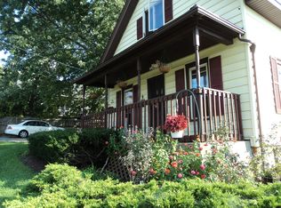 111 E 15th St, Lockport, IL 60441