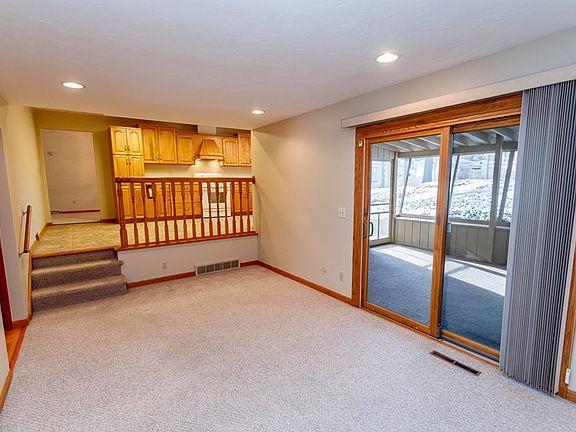 2nd image of 113 Guise Park Dr