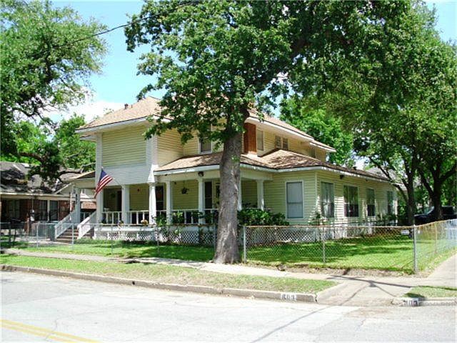 1st image of 803 Bayland Ave