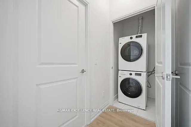 10 Meadowglen Pl #309 — Photo 23