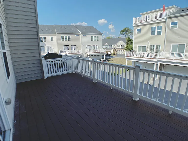 2nd Floor - Deck