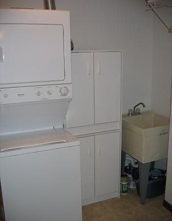 3rd image of 2050 Sunset Dr #J52