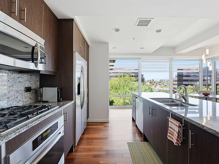 7131 E Rancho Vista Dr #4005 — Photo 3