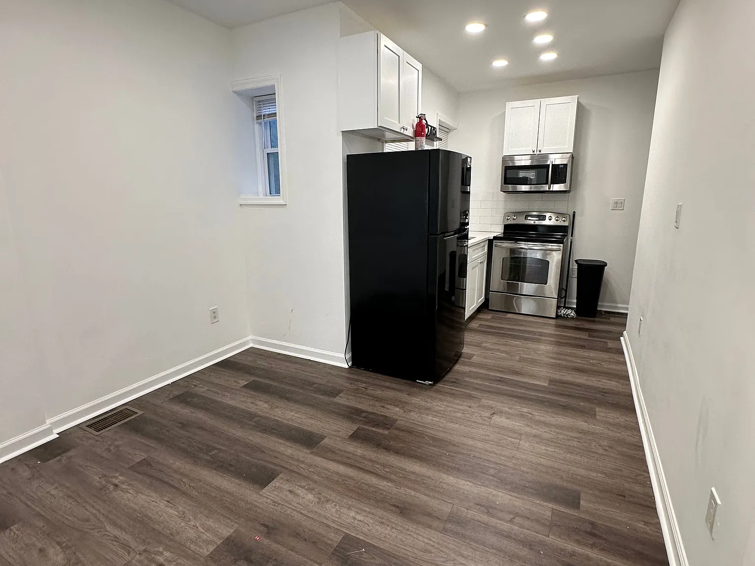 2 bed, 1380 sqft, $1,250 — Photo 3