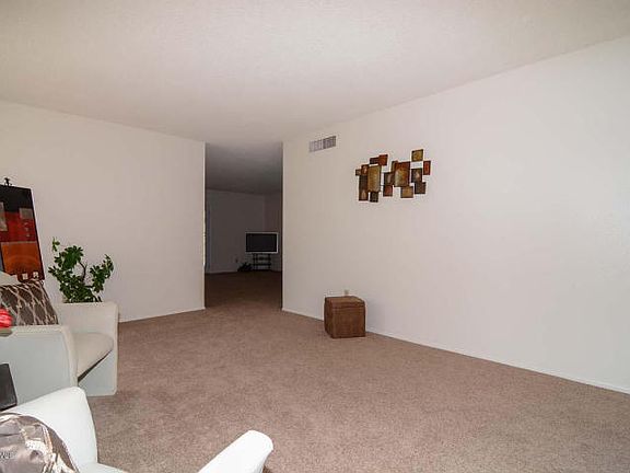 5th image of 13802 N 37th Dr
