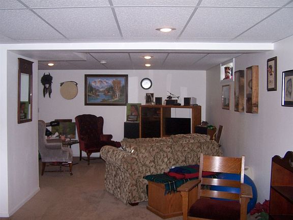5th image of 107 E Houghton St