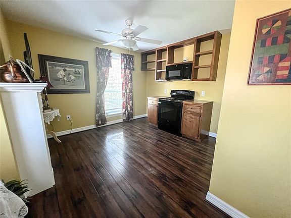 5th image of 9500 Mayfield Ave Unit F