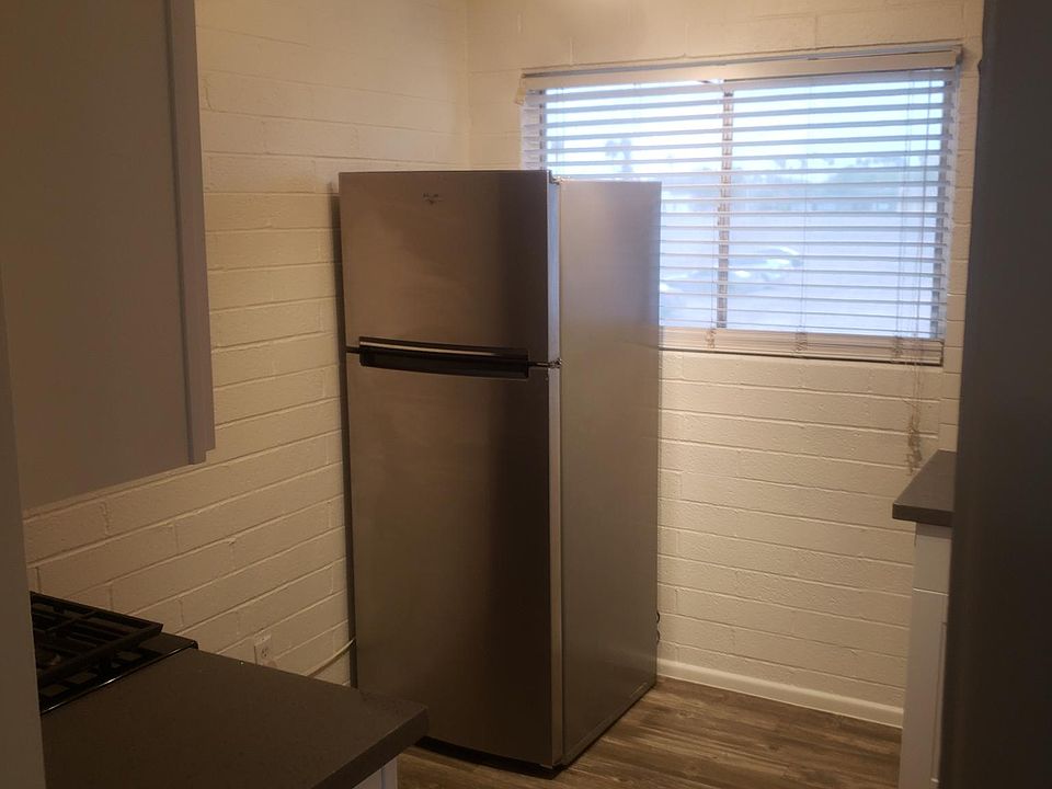 1st image of 4022 N Parkway Ave #23