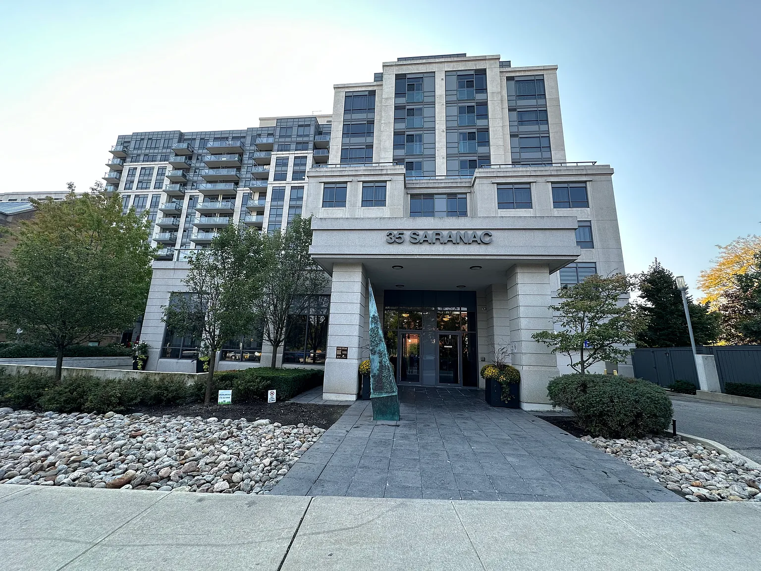 35 Saranac Blvd #816 photo 1
