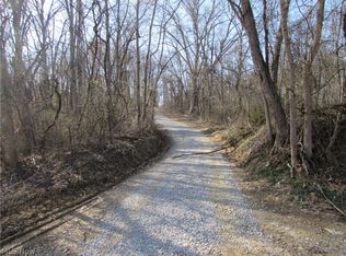 Road Run, Saint Marys, WV 26170